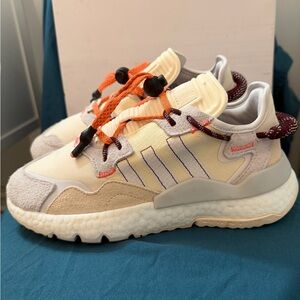 adidas Nite Jogger
Beyonce Ivy Park Ecru Tint